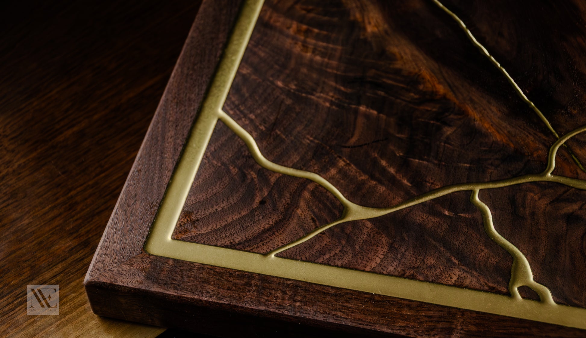 The Kintsugi Board - New Elegance