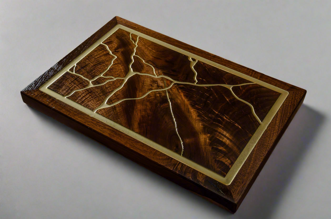 The Kintsugi Board - New Elegance
